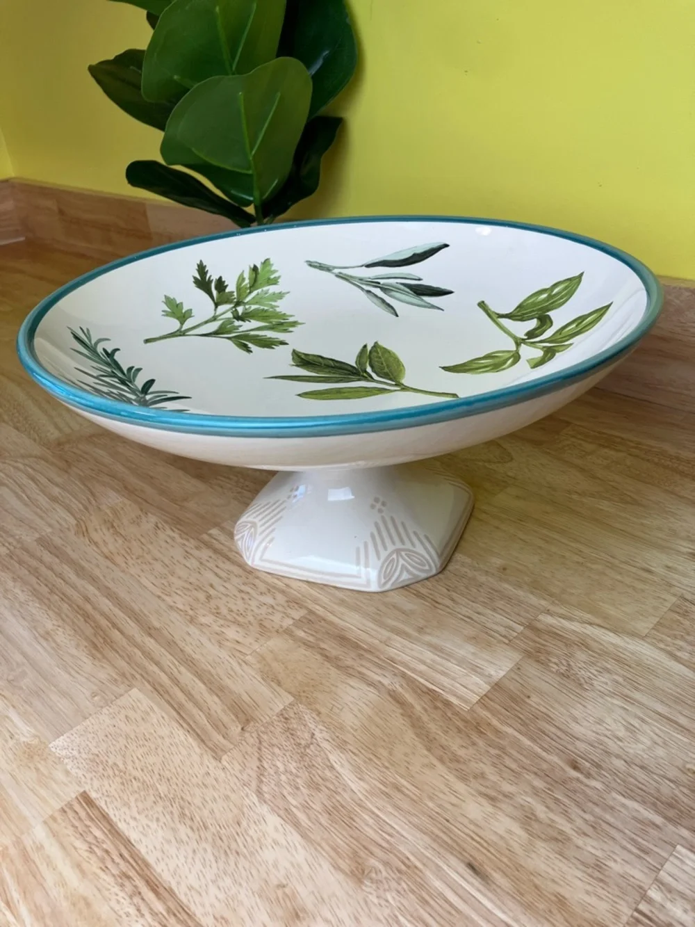Villeroy & Boch Pedestal Bowl Fresh Herbs Ceramic Footed Platter